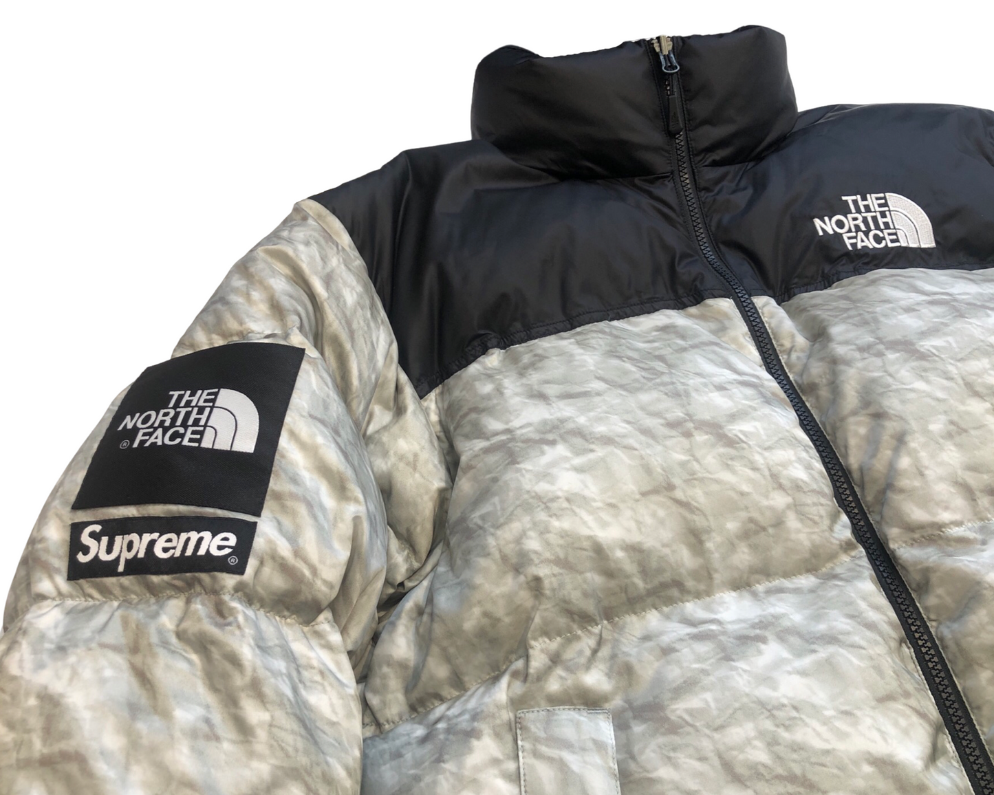 Supreme The North Face Paper Print Nuptse Jacket Paper Print